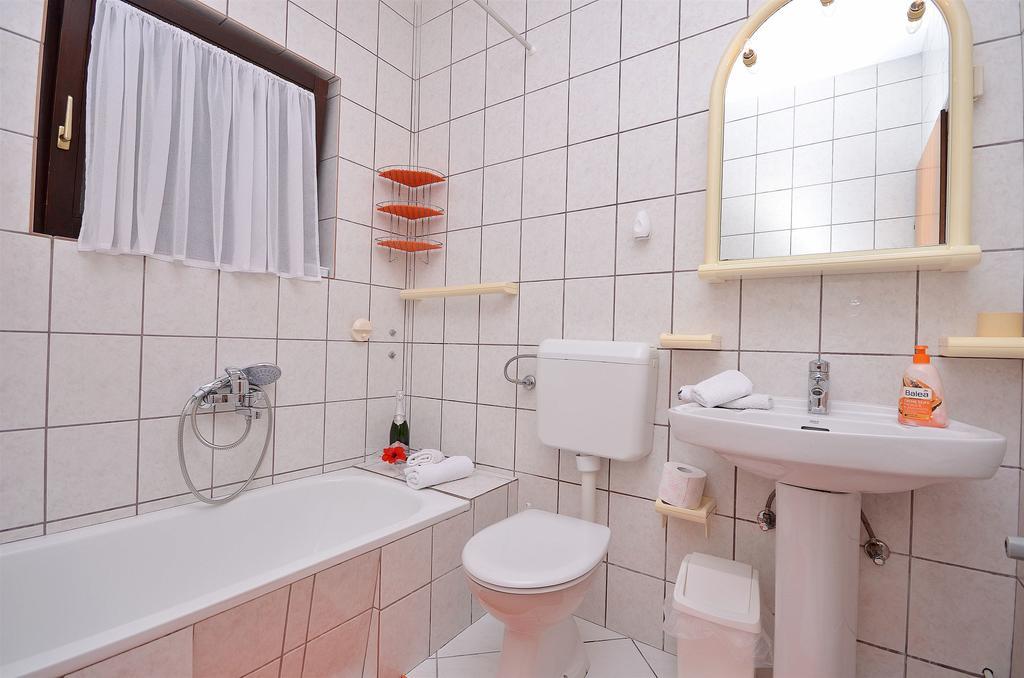 Apartment Tonkica Водице Экстерьер фото